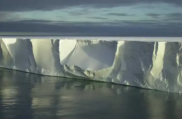 Pelkotarina “Sulava Antarktis” paljastettiin petoksena: Etelämantereen jää on vakaampi kuin aiemmin luultiin